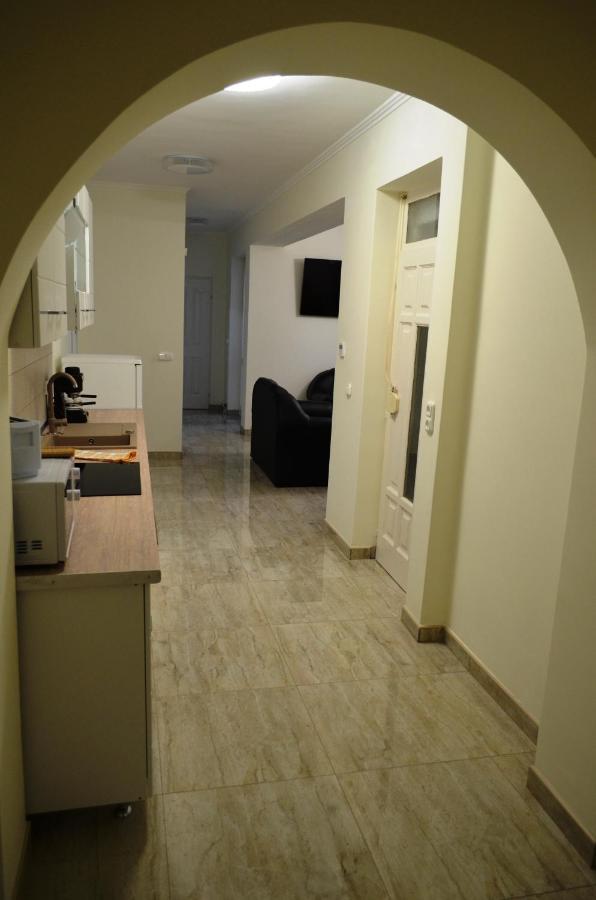 Henrietta - Violetta Apartman Hajdúszoboszló Eksteriør billede